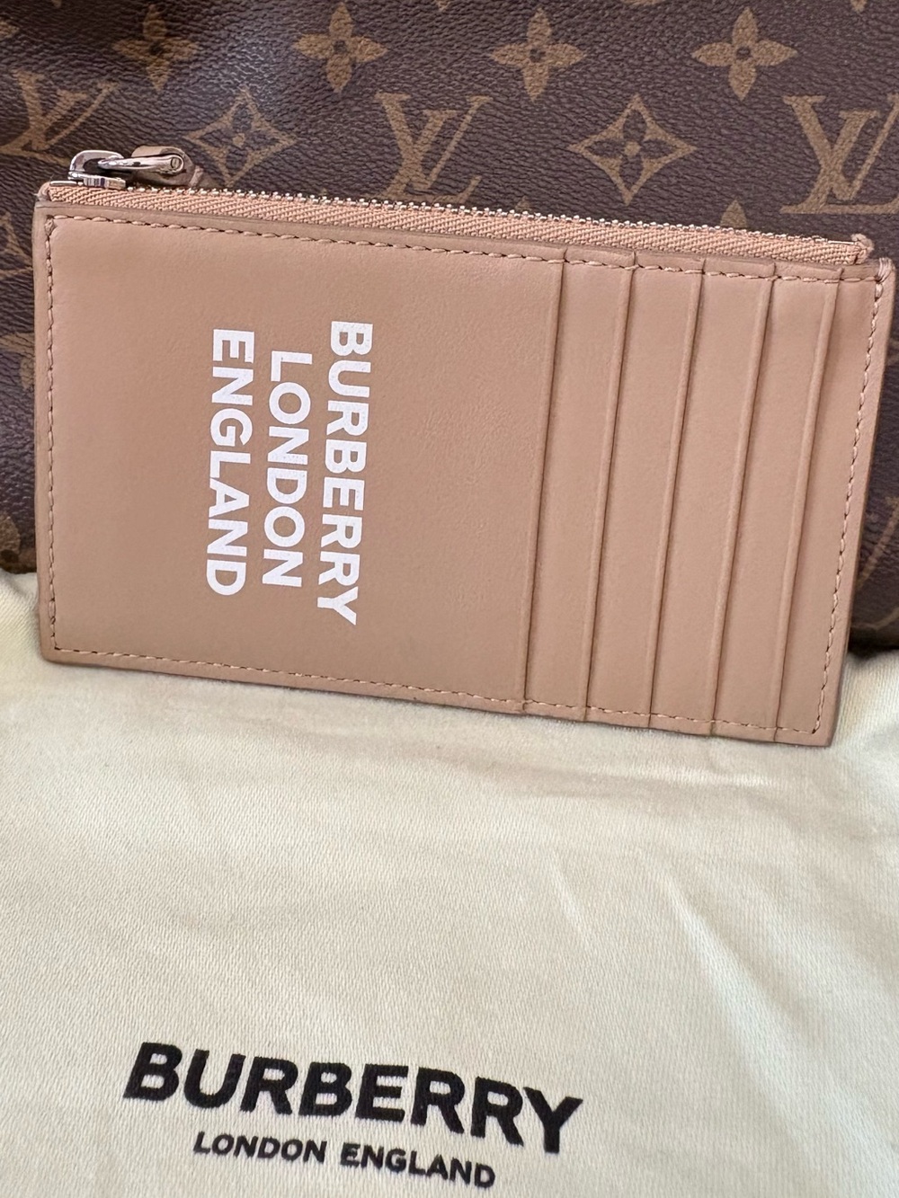 Burberry Alwyn Card Case